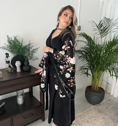 Black flower kimono