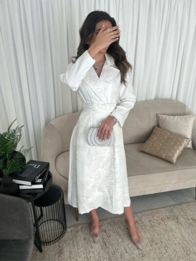 April offwhite