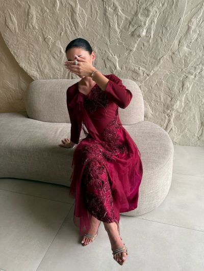 Ruffles ( maroon )