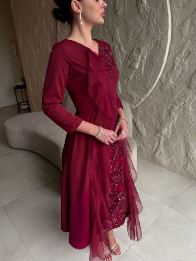 Ruffles ( maroon )