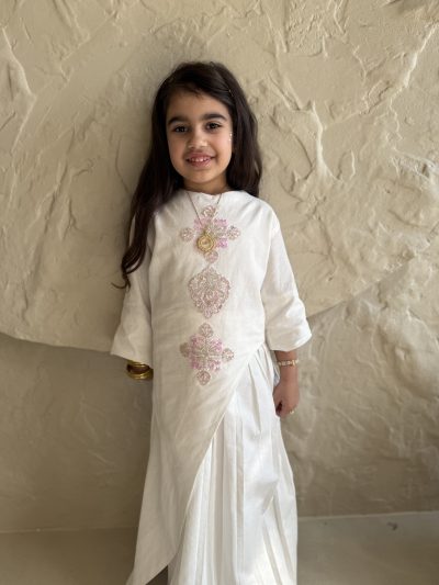Haya white kids